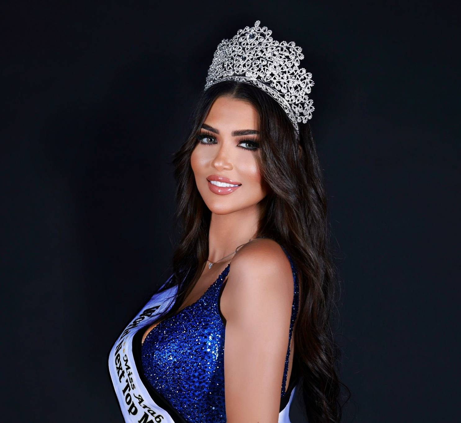 رضوى الزيني تتوّج ملكة جمال العرب في مسابقة Miss World Next Top Model 2022