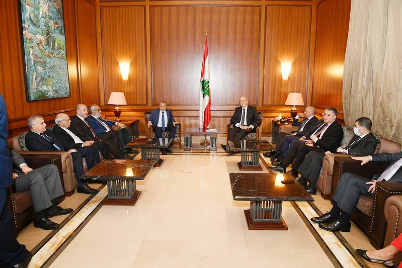 ميقاتي بين محورين : «ترميم» الحكومة الحاليّة أم تصريف الأعمال؟
رئيس الحكومة المكلّف يُقدّم التشكيلة الى رئيس الجمهوريّة خلال أيام