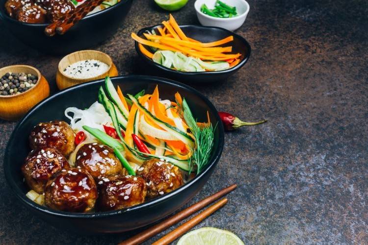 طريقة عمل كرات اللحم بالصويا صوص