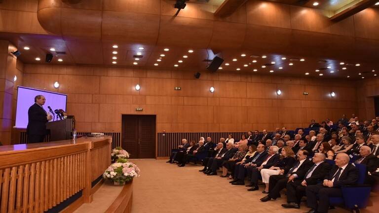 المقداد: أعداء سوريا لم ينجحوا في عزلها