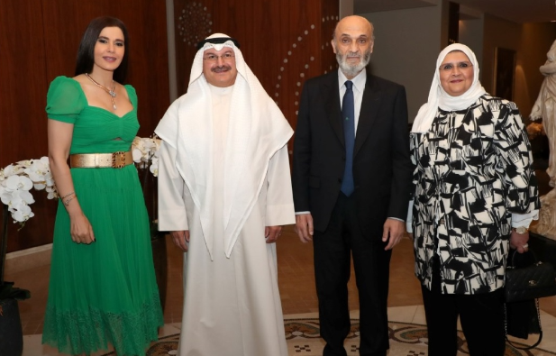 سمير وستريدا جعجع يولمان للقناعي وعقيلته