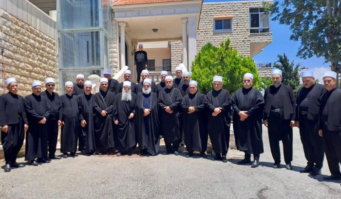 أبي المنى التقى شيخ العقل في سوريا
وتأكيد على التواصل لحفظ الوجود