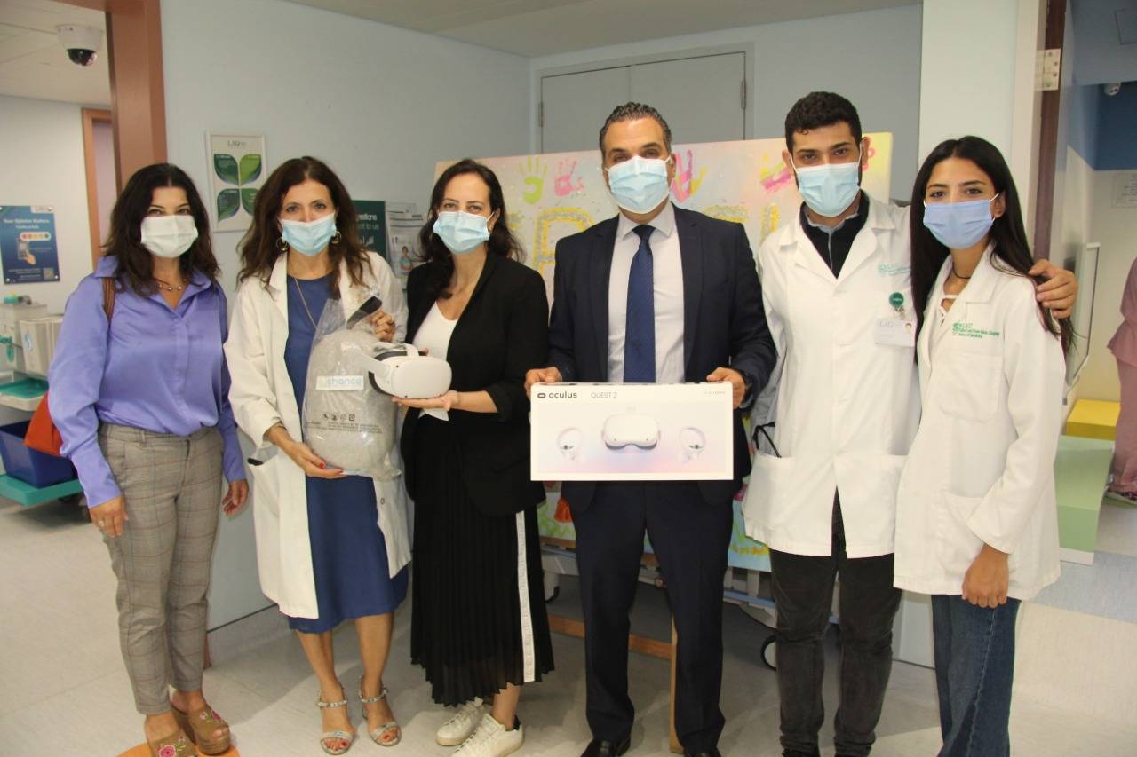 جمعيّة Chance  تتبرّع بأجهزة الواقع الافتراضي للمركز الطبي للجامعة اللبنانية الأميركية - مستشفى رزق