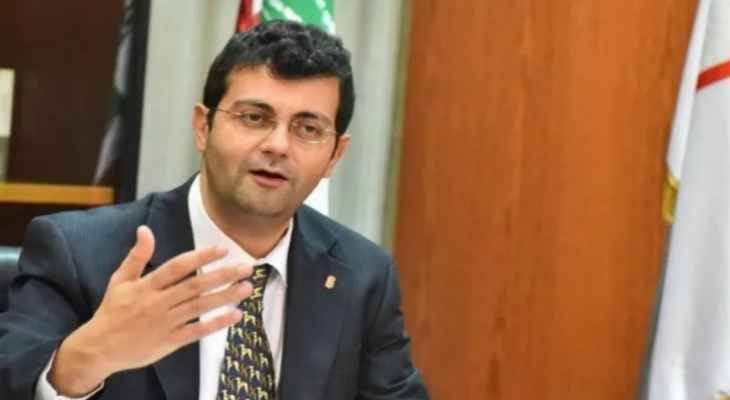 بعد تعرض صيدليتين في الحازمية والحدت لسطو مسلح.. هذا ما طلبه سلوم من مولوي!