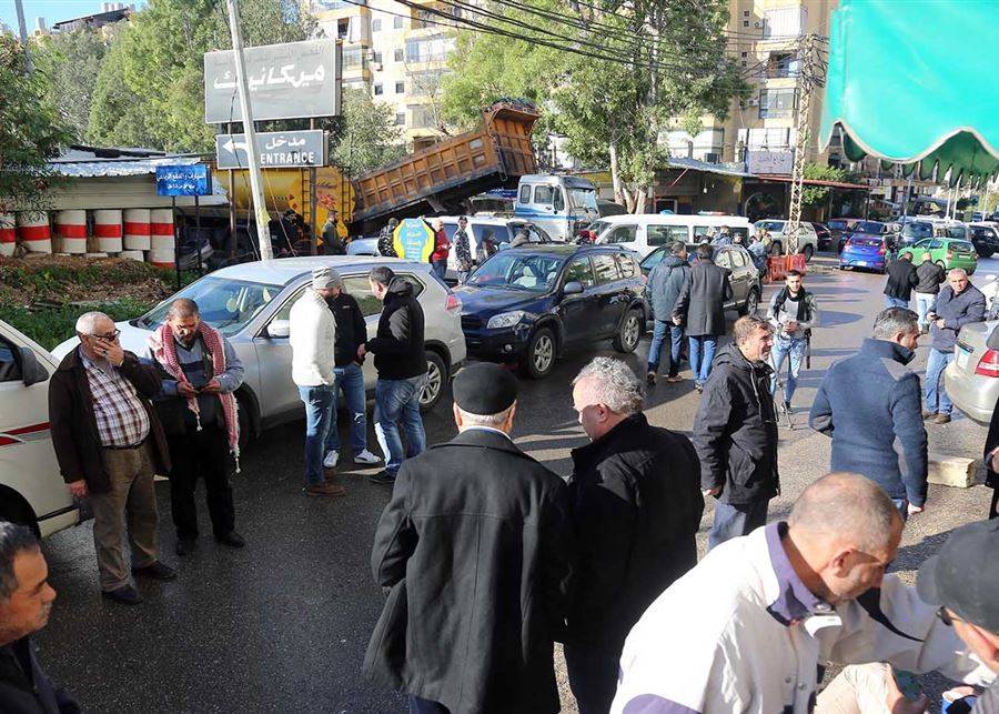 اعتصام لنقابة عمال ومستخدمي المعاينة الميكانيكية أمام مركز المعاينة في الحدت