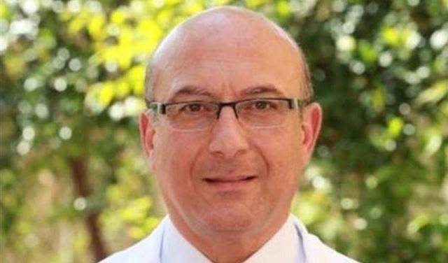 بخاش اطلع من وفد طالبي في كلية الطب
في "اللبنانيّة" على مشاكلهم