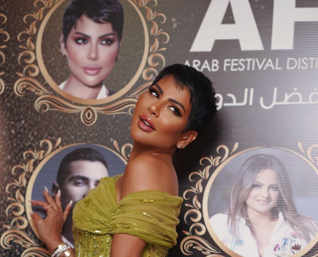 رقية ميرزا تفوز بجائزة أفضل استشارية ومدربة حياة وطاقة لعام ٢٠٢٢