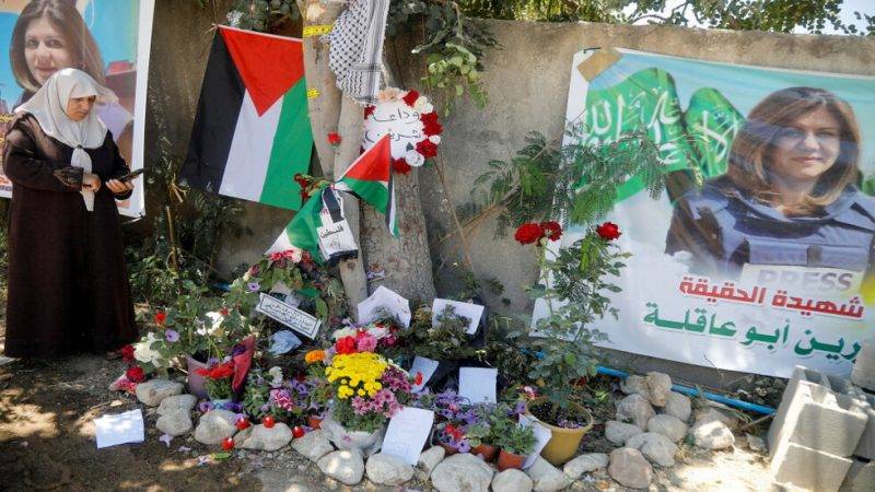 الرئاسة الفلسطينية: لن نقبل التلاعب بنتيجة التحقيق حول اغتيال أبو عاقلة