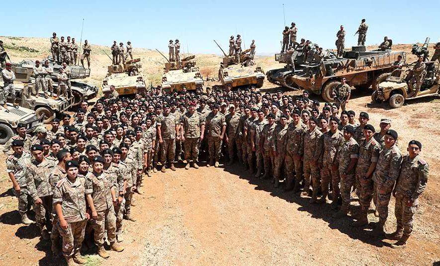 قائد الجيش: الهبة القطرية ستصرف في دعم رواتب العسكريين فور تسلمها
