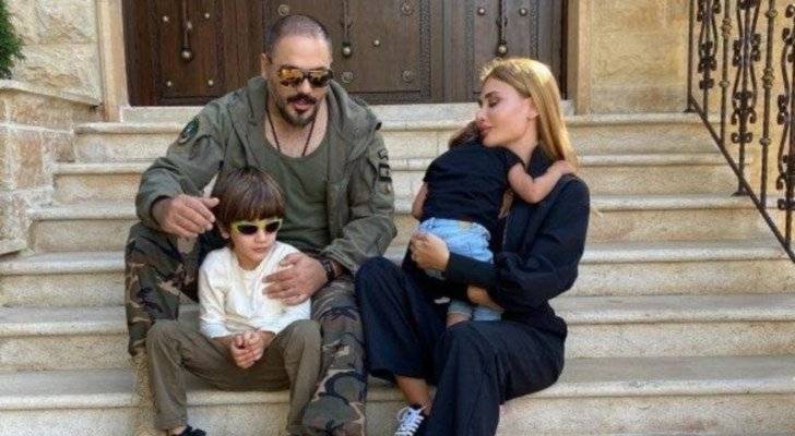 رامي عياش وزوجته داليدا ينتظران مولودة جديدة.. كيف كانت ردة فعل ولديهما؟