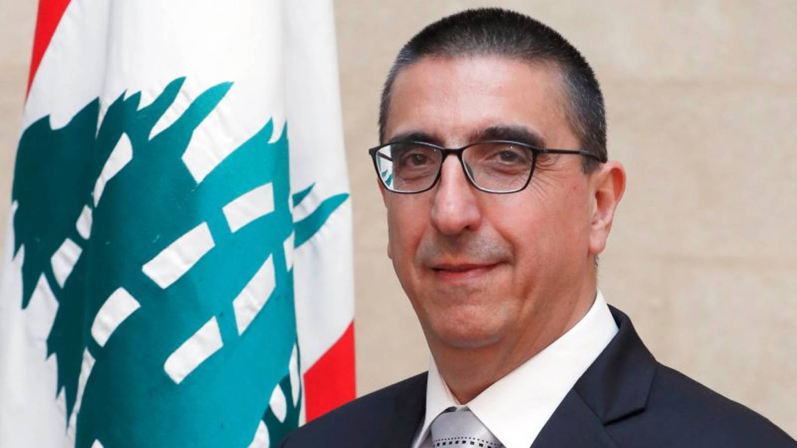 الحجار زار التفتيش المركزي وبحث مع عطية في "برنامج امان " واتصل بمواطنين مستمعا الى تعليقاتهم