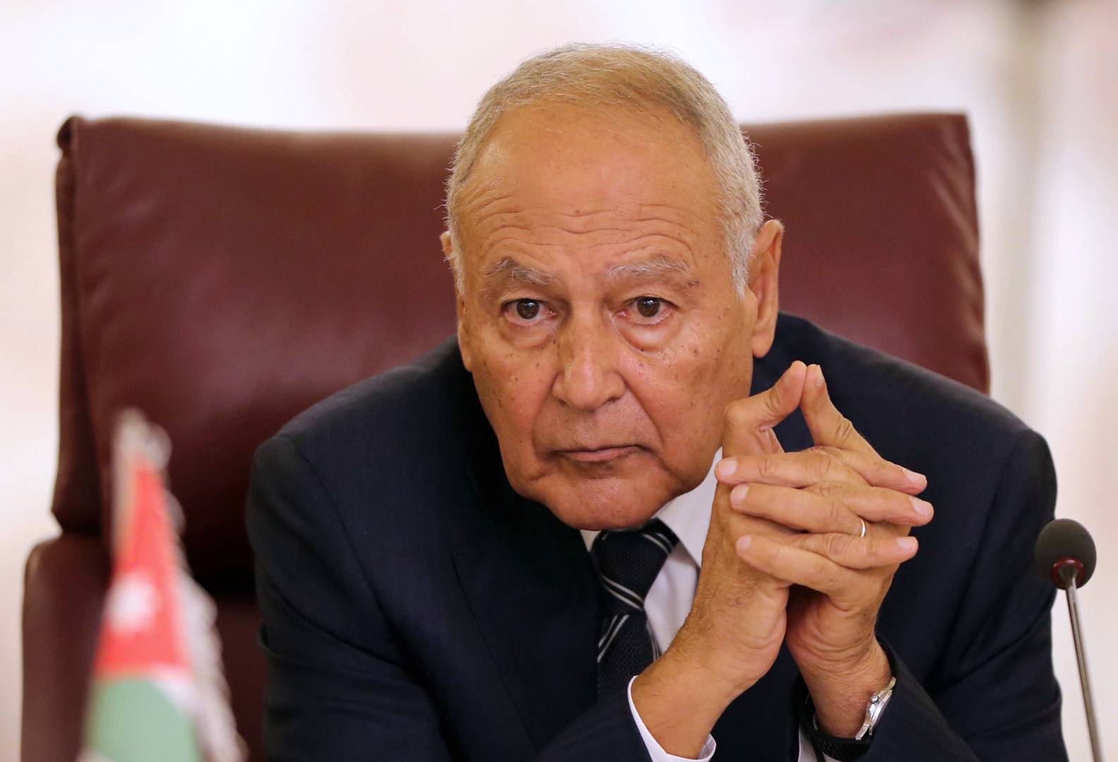 هكذا نعى أبو الغيط رئيس الوزراء الياباني السابق