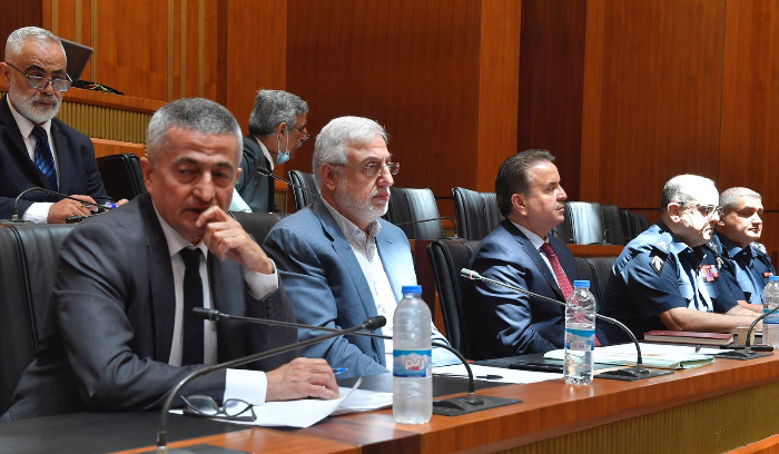 الصمد: وزارة الإتصالات أرسلت الإيرادات المتعلّقة
بالصندوق البلدي الى وزارة المال وليس الى البلديّات