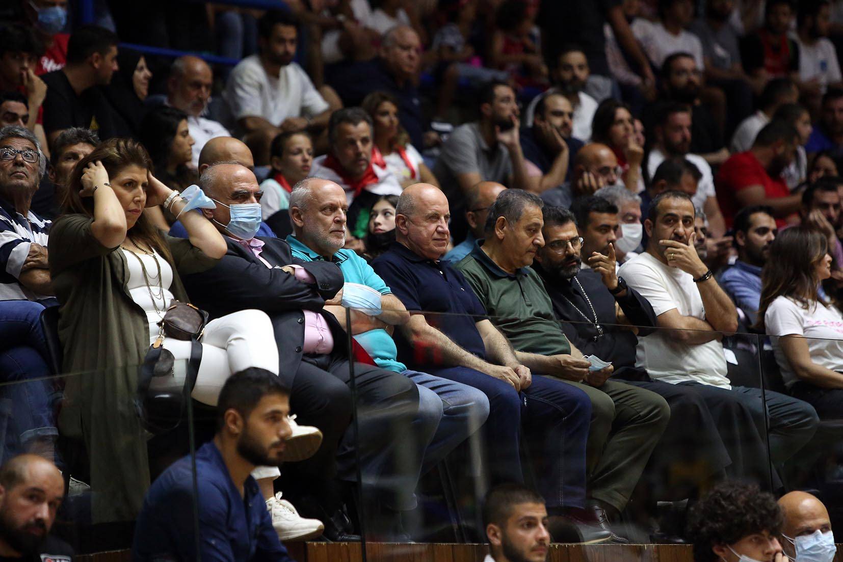 اللجنة الأولمبية...والرسائل المتفجّرة