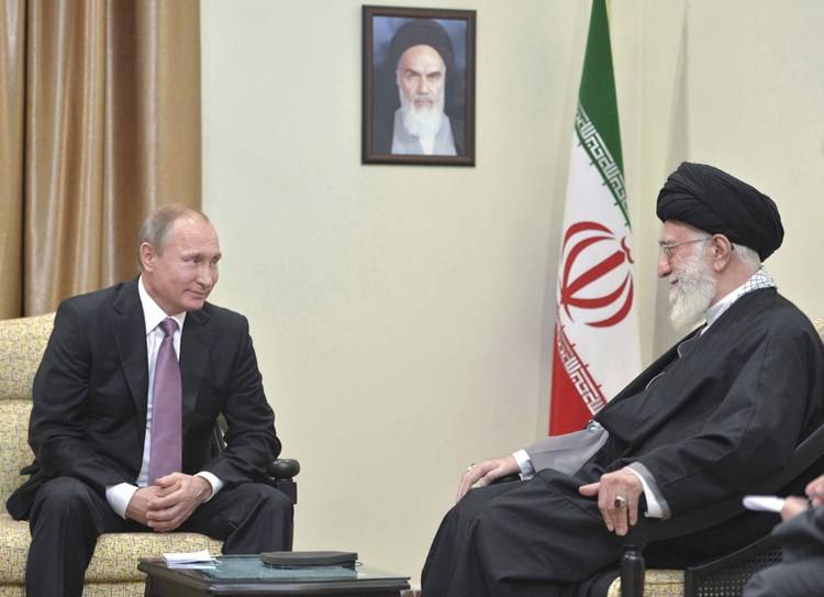 بوتين سيلتقي المرشد خامنئي خلال زيارته طهران