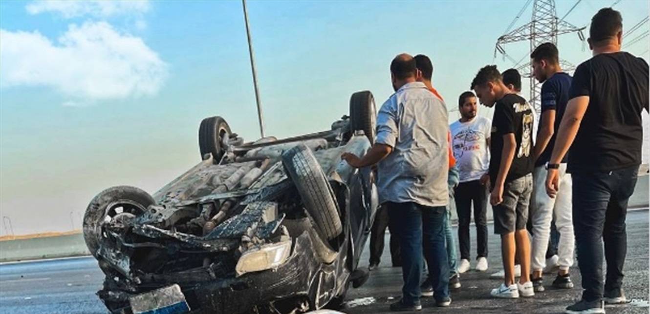 فنان شاب يتعرّض لحادث سير مروّع... انقلبت سيارته عدّة مرات وهذه حالته الصحيّة!