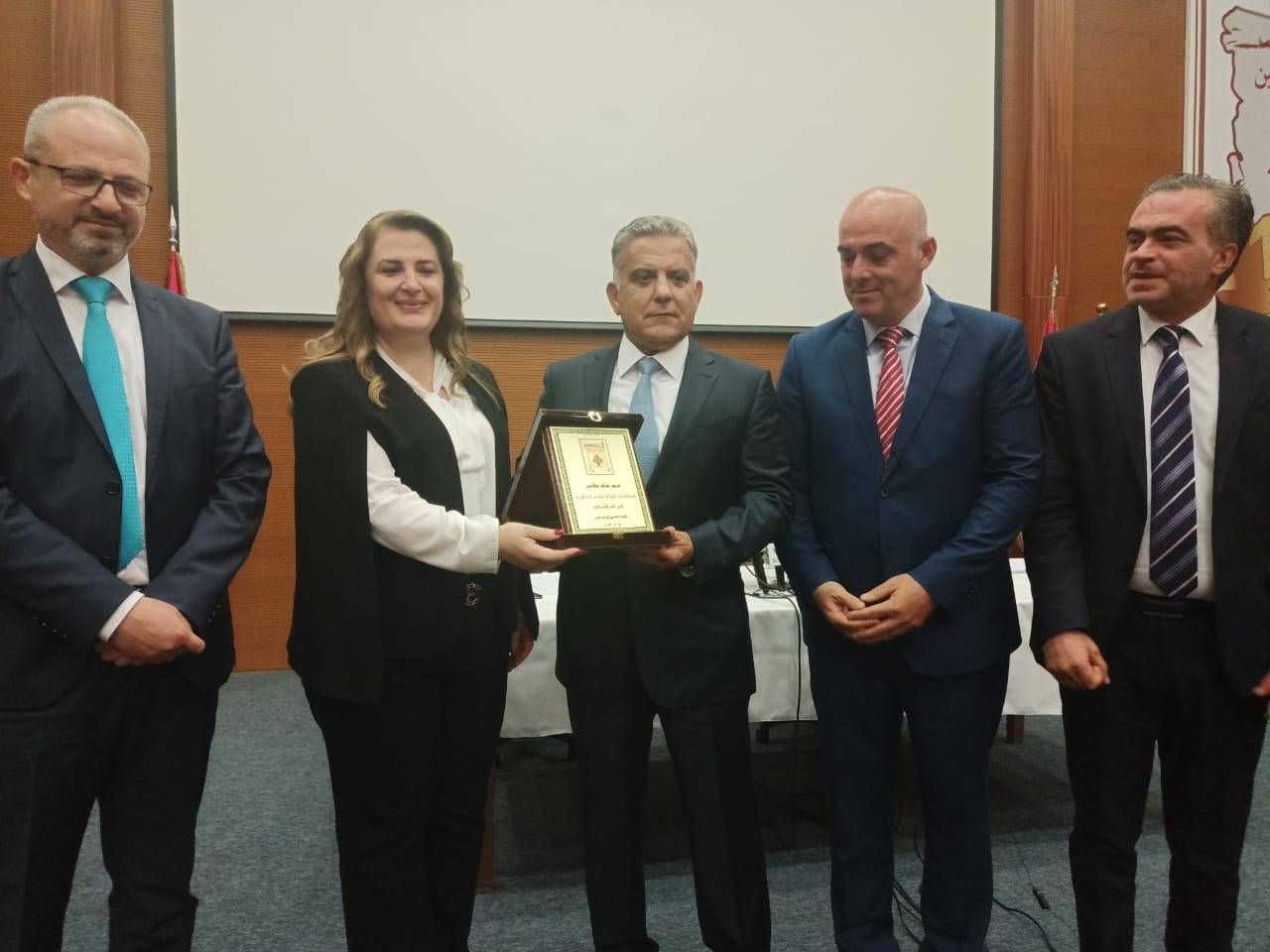 ندوة حواريّة لنقابة المحامين في طرابلس تحت عنوان " الأمن في خدمة الحق والإنسان"
اللواء ابراهيم: لا نيّة دولية بإعادة النازحين.. وأعدكم بعدم قطع الكهرباء الى الصفر
