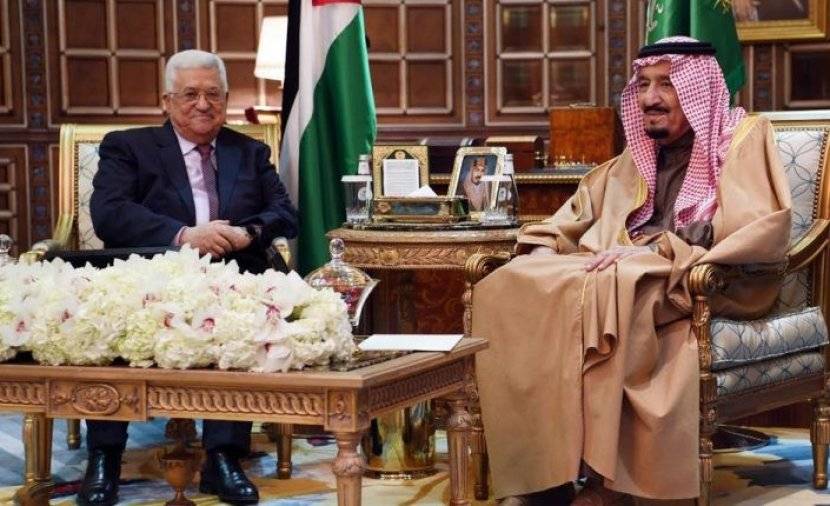 عباس يشيد بموقف الملك سلمان وولي عهده تجاه القضية الفلسطينية في قمة جدة