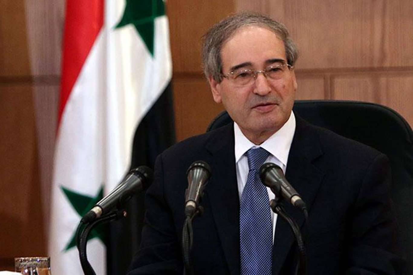المقداد دعا المجتمع الدولي لتسهيل عودة اللاجئين إلى سوريا