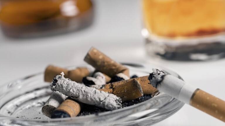 لماذا يسبب التبغ الإدمان؟
