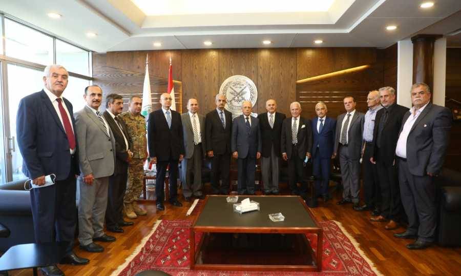 وزير الدفاع: لإيلاء شؤون العسكريين
المتقاعدين كلّ الاهتمام اللازم
