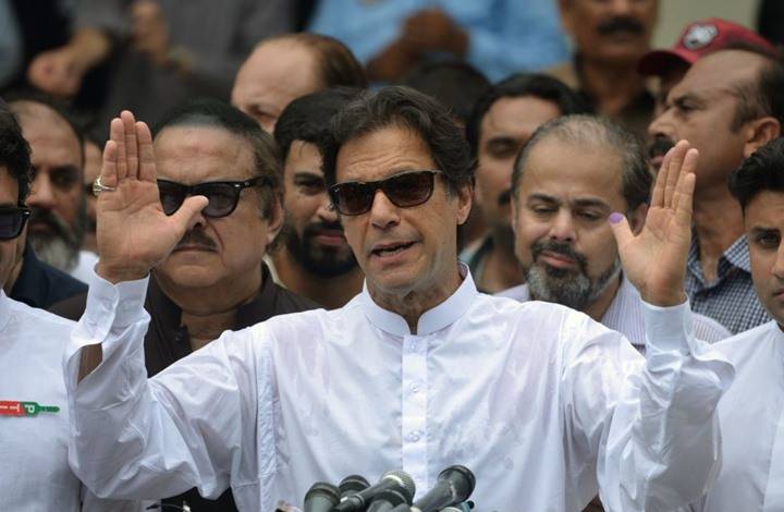عمران خان يعود من بوابة البنجاب
