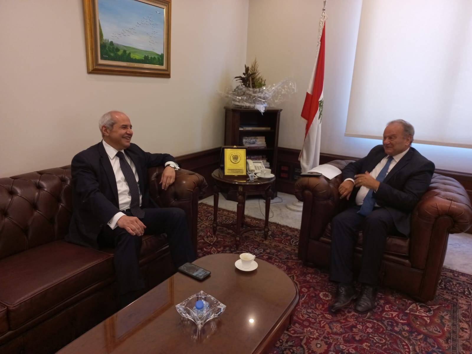 كسبار دعا الموظفين الى العودة للعمل