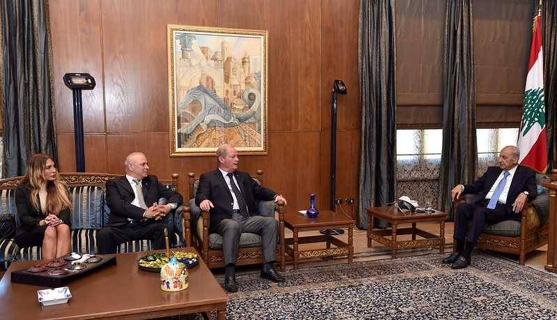 دعا الى جلسة للجان النيابيّة اليوم
بري بحث مع شمعون الاستحقاق الرئاسي