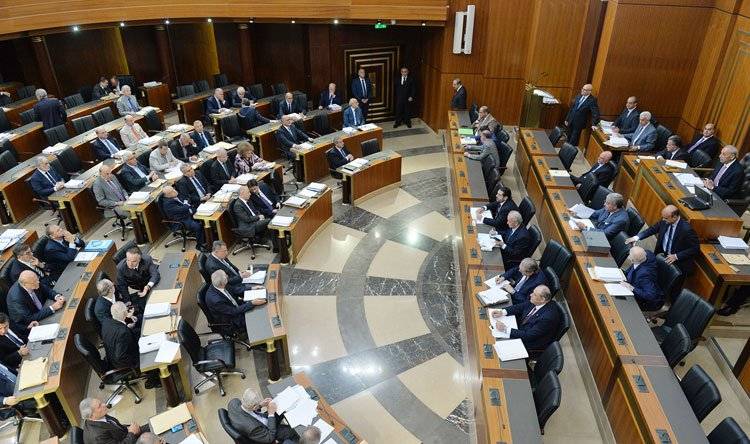 مسرحية السجالات في مجلس النواب تابع.. هذا ما دار بين قعقور والخازن