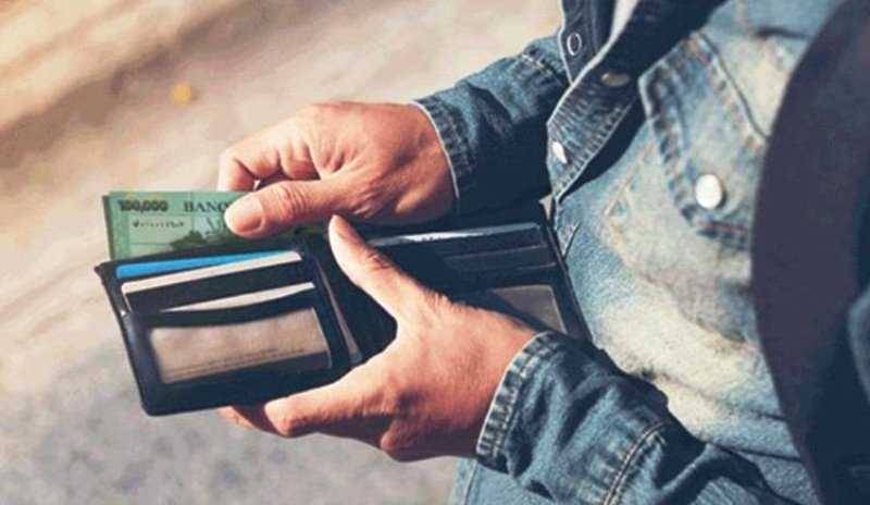 رواتب تموز رهن تطورات اضراب الموظفين في الادارات العامة
