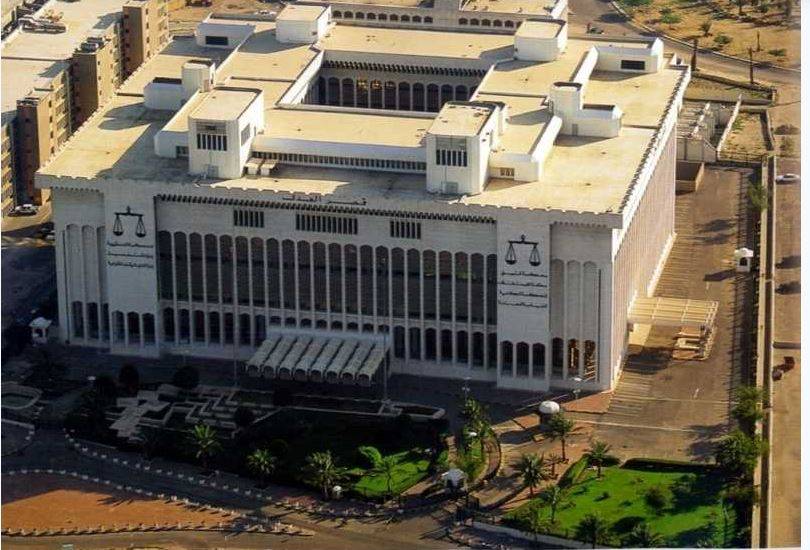 بعد رفض طلبه بتخفيف العقوبة.. الحكم بالإعدام لقاتل زوجته في الكويت