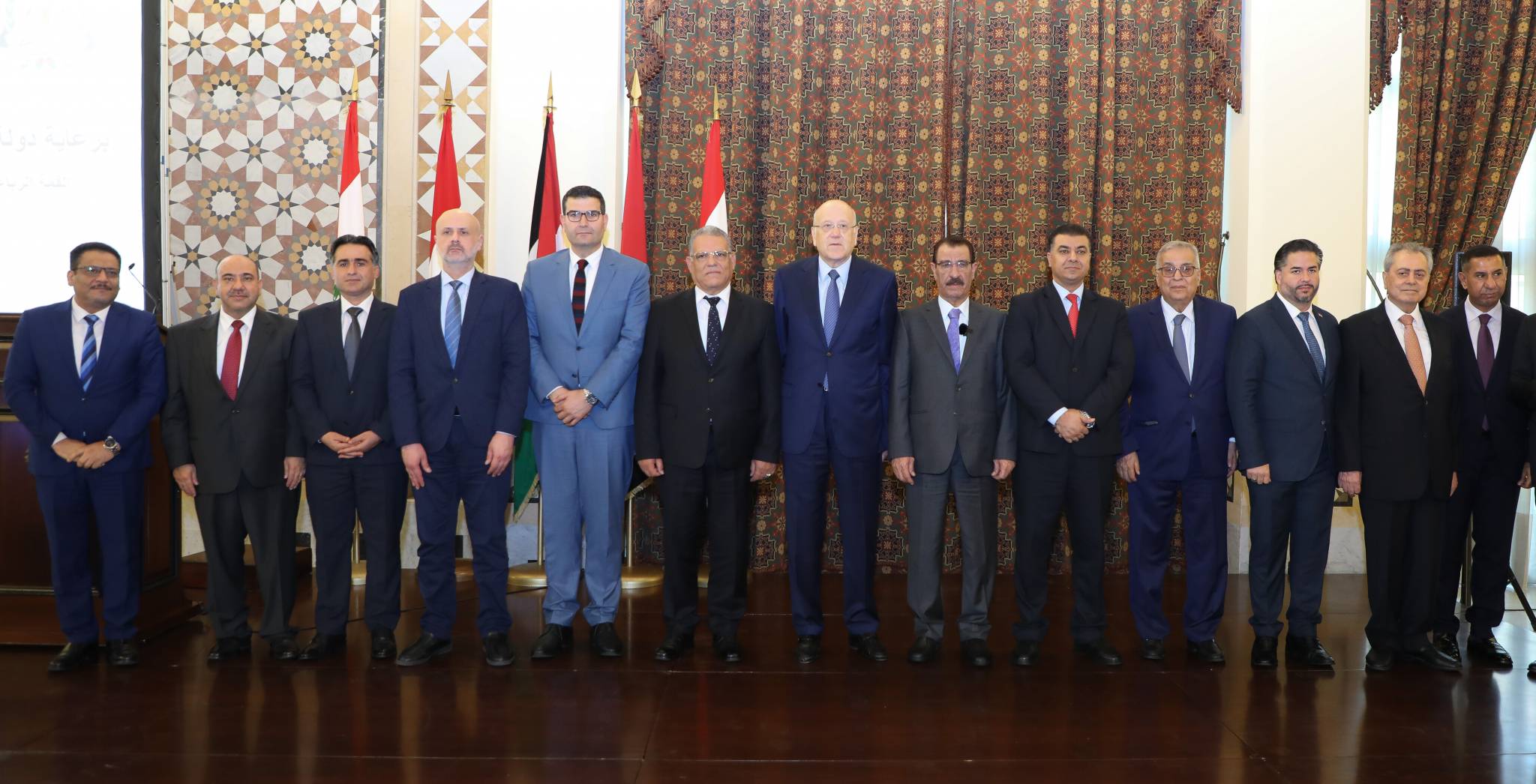 ميقاتي: تحقيق الأمن الغذائي يشكّل أولوية للدول العربية
ولبنان يتطلع لأشقائه وأصدقائه لكي يقفوا إلى جانبه بمحنته