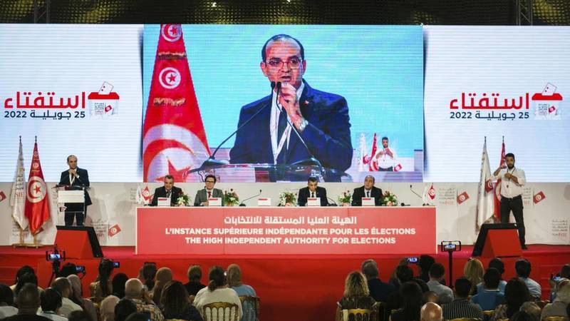 كيف علّق الاتحاد الأوروبي على النتائج الأولية للإستفتاء على الدستور الجديد في تونس؟