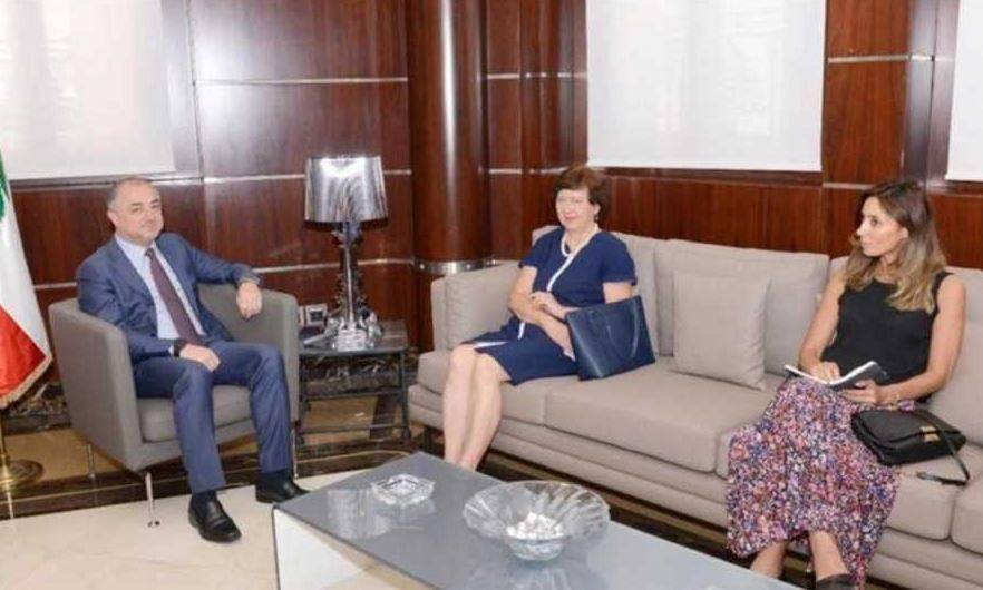 بو صعب عرض مع زواره لآخر المستجدات المحلية والدولية