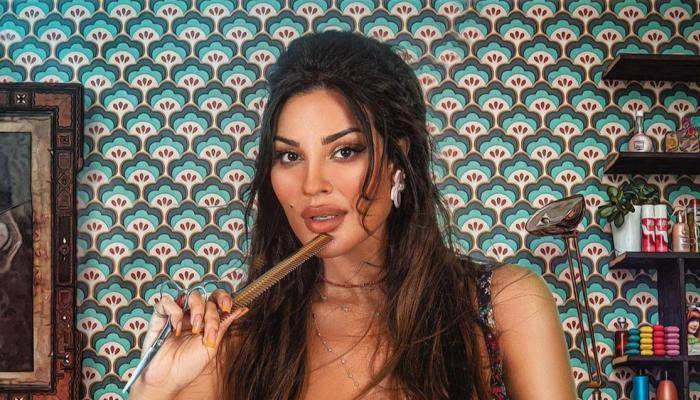 في الموسم الثاني من صالون زهرة: هل ستسمح نادين نجيم بدخول الرجال لصالونها؟