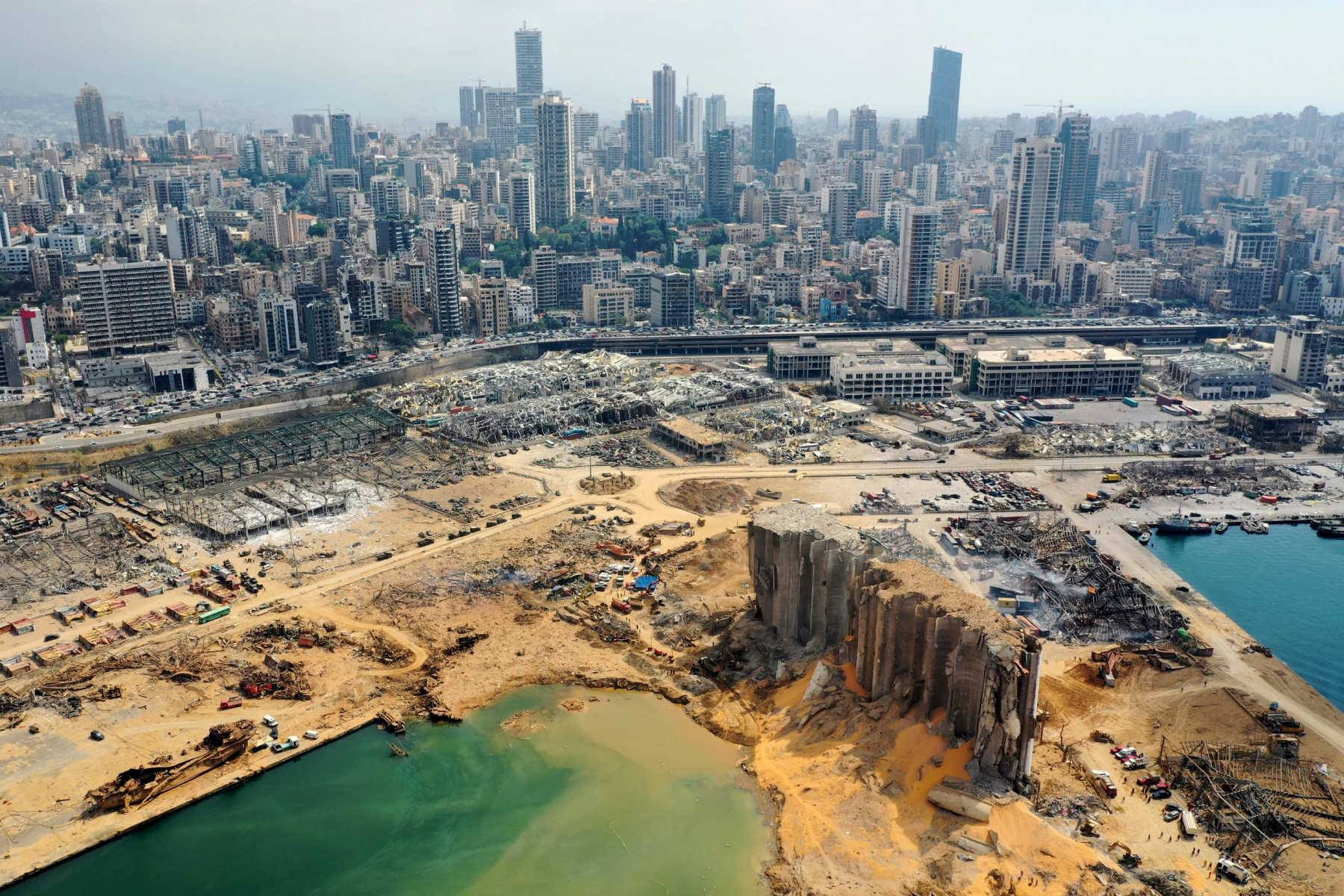 عنابر خرسانية قاومت إنفجار الرابع من آب.. خبير كيميائي يكشف لـ"الديار": ما قبل انهيار الإهراءات ليس كما بعدها