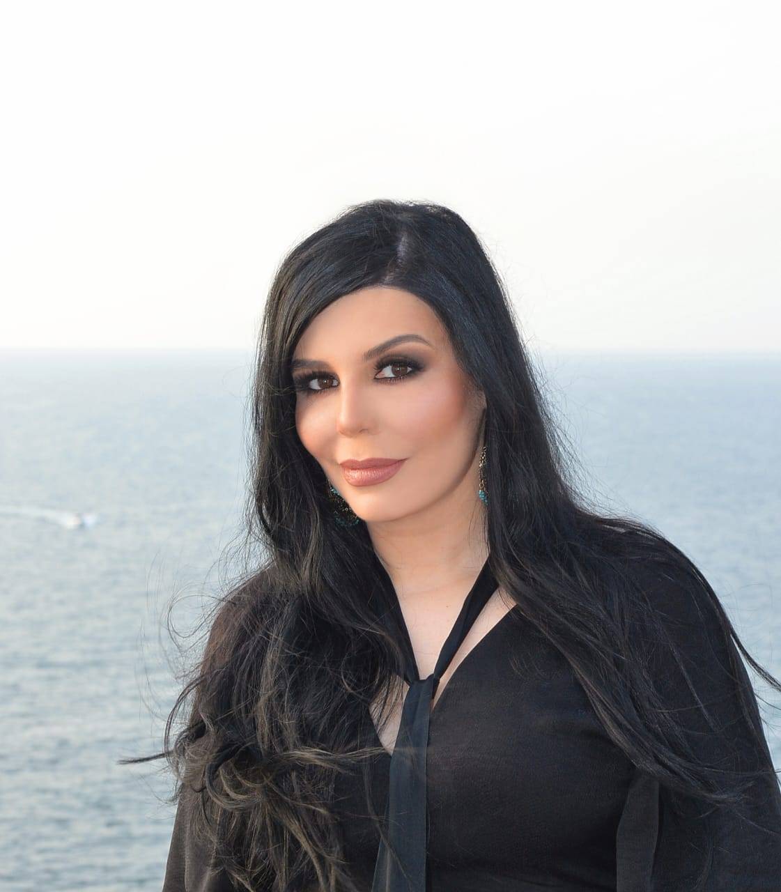 "عذراً يا ميناءَ النعيمِ"