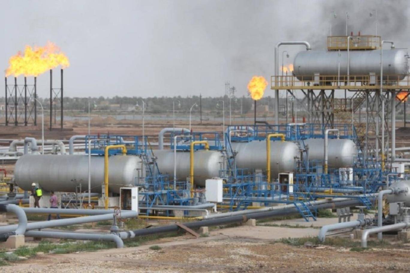 رويترز: السعودية والإمارات تدخران طاقة إنتاج النفط الفائضة لأزمة محتملة في الشتاء