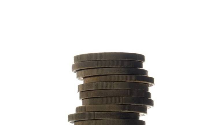 استمرار انخفاض الأجور يسرّع بتدهور الذاكرة مع تقدم العمر!