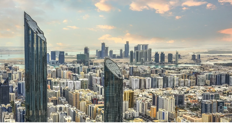 الامارات تعتزم استثمار مليار دولار في شركات باكستانية