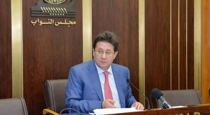 كنعان: عون لن يوقّع على مرسوم رفع 
الدولار الجمركي قبل تحضير الناس والإقتصاد