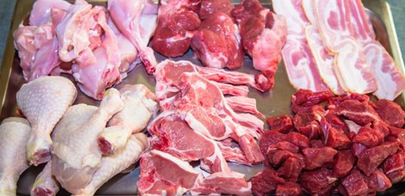 تناول اللحوم لا ينصح به لفئة محددة من الناس.. ما هي الأسباب؟