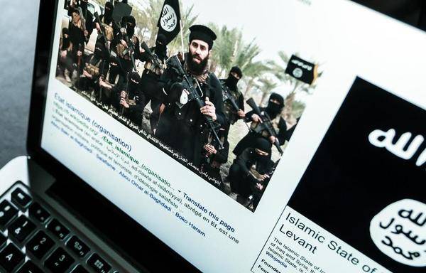 وسائل التواصل الإجتماعي تصطاد شباب
وتغرّر بهم للالتحاق بـ «داعش»