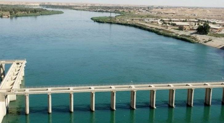 اكتشاف صادم عقب جفاف نهر الفرات