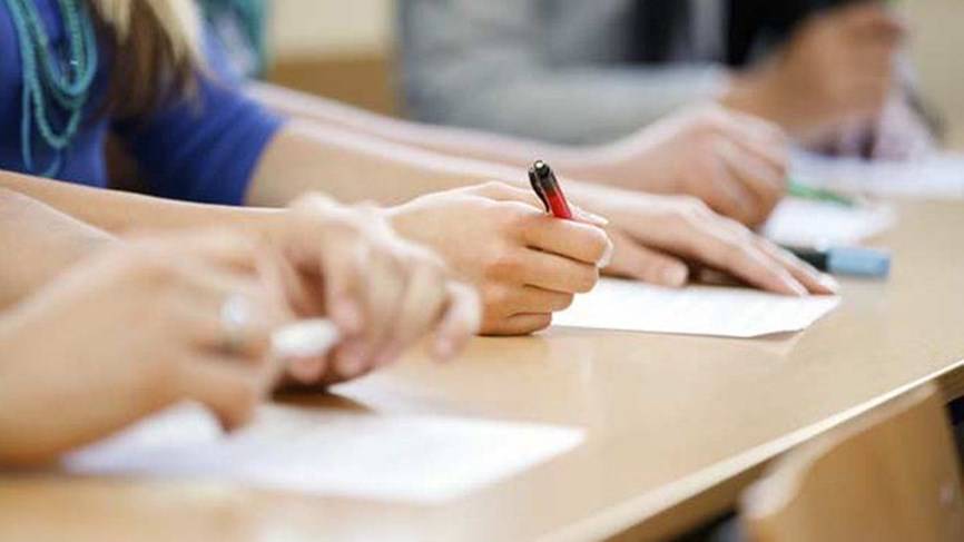 هل ستلغى الدورة الإستثنائية للإمتحانات الرسمية؟
