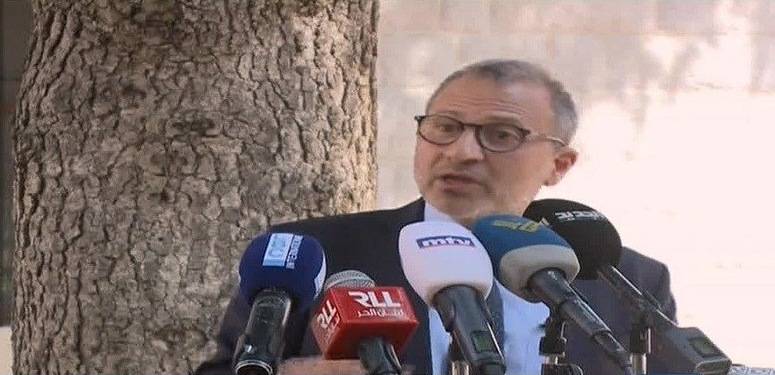 "لا يفكّرن أحد باتهام بكركي بالعمالة"
باسيل: ميقاتي لا يريد التأليف
وانّنا ضدّ الفراغ الرئاسي والبلد لا يحتمل