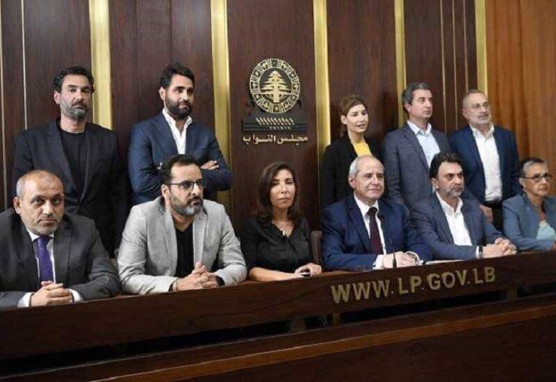 نواب المعارضة «مجموعات متشرذمة» بأجنّدات ورؤيا مُبعثرة
عدم الإتفاق على المرشح الرئاسي «التغييري» يعزز حظوظ مرشح ٨ آذار