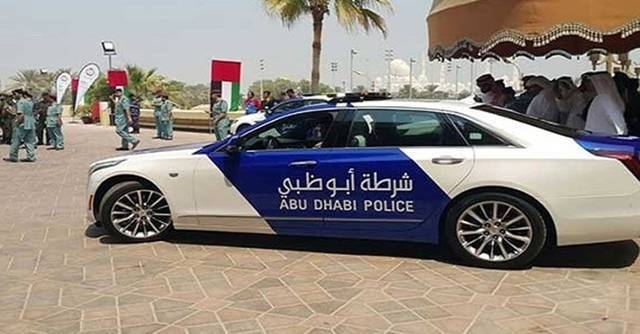 وفاة طفل نسيه والده داخل السيارة في أبو ظبي