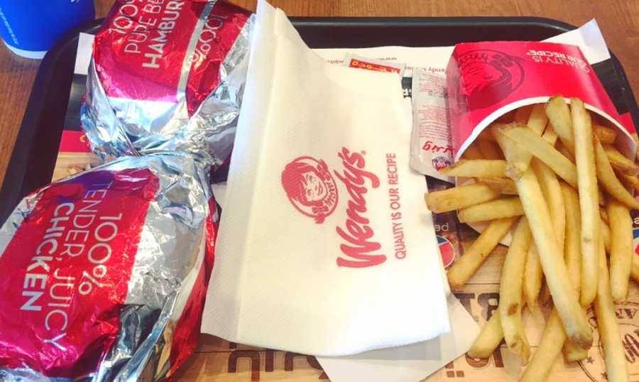 تفشي بكتيريا في أميركا.. وأصابع الاتهام تتجه لمطعم "برغر"