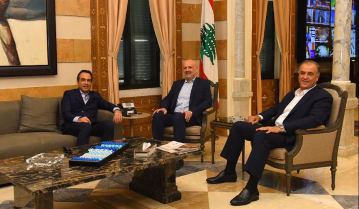 استقبل سفير بريطانيا وزواراً
مولوي بحث مع سليمان وبدر في إعادة
تصدير المنتجات اللبنانيّة الى دول الخليج